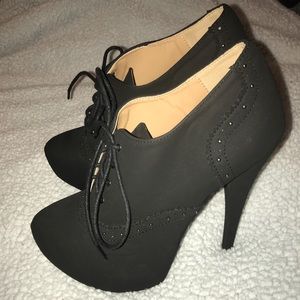 SALE ‼️ Black Lace-Up Bootie Heels